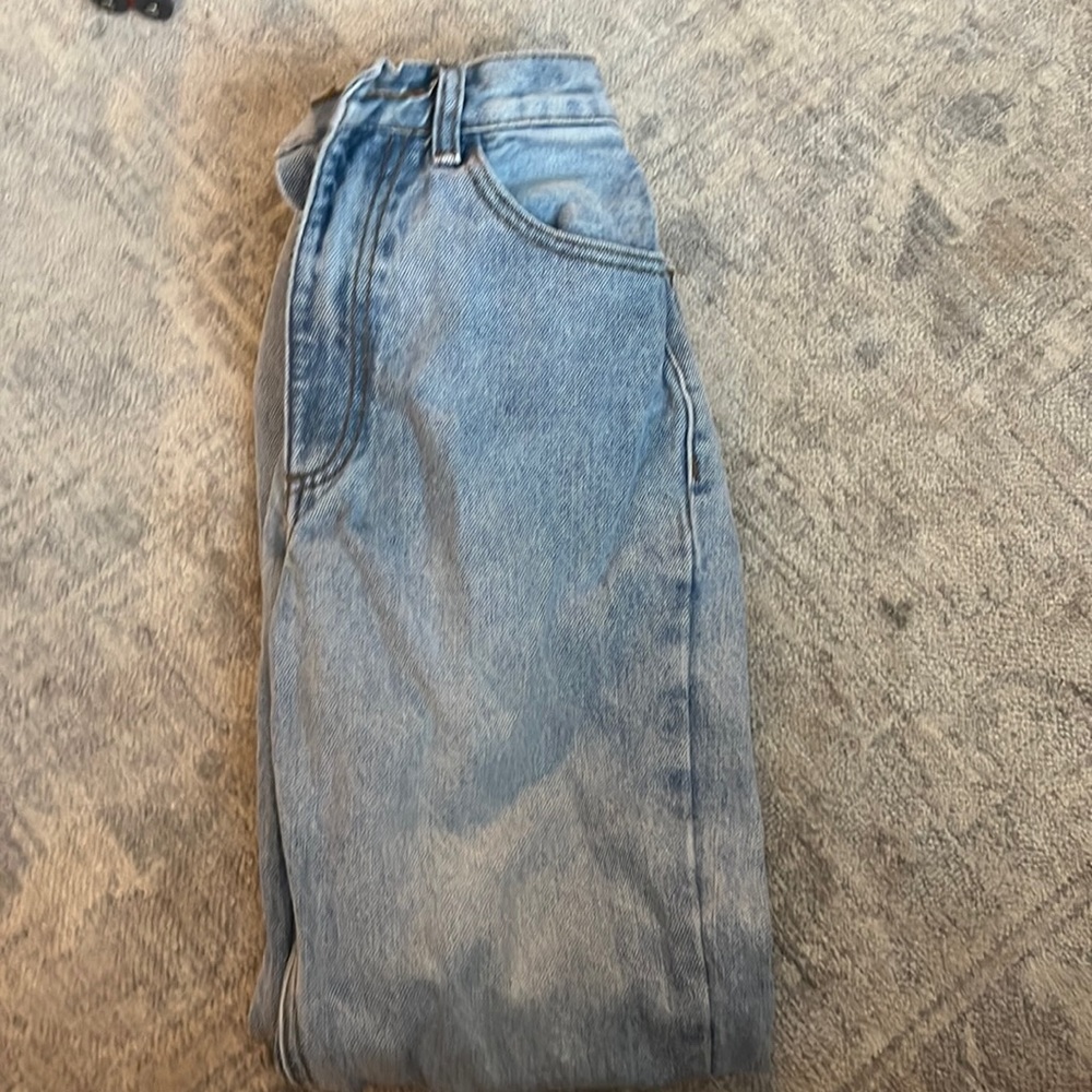 Women’s jeans